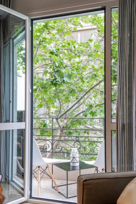 Viola Comfort Suite Athens Exterior photo