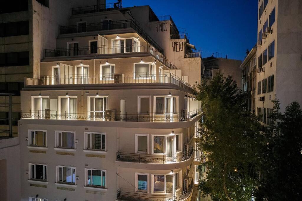 Viola Comfort Suite Athens Exterior photo